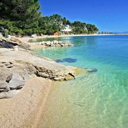 Lovre - Close To The Sea Apartment