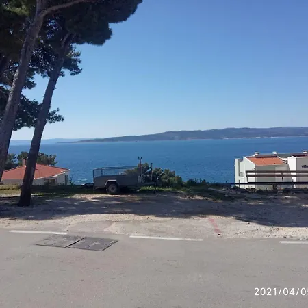 Apartment Lovre - Close To The Sea Brela